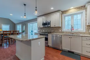 18 Piscataqua Rd, Dover, NH 03820 - Photo 17