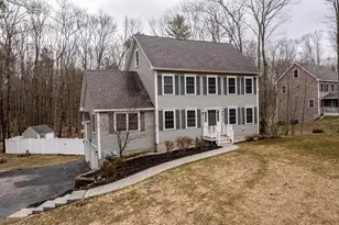 18 Piscataqua Rd, Dover, NH 03820 - Photo 1