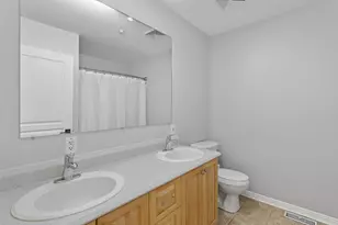 6 Tammy Ct, Hudson, NH 03051 - Photo 13