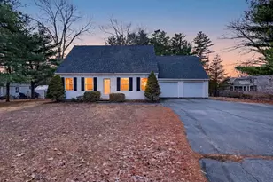 209 Dover Point Rd, Dover, NH 03820 - Photo 1