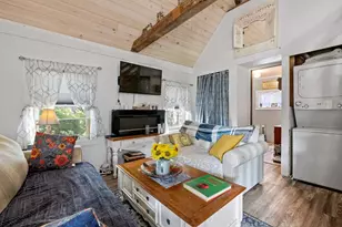 68 Center St, Wolfeboro, NH 03894 - Photo 37