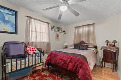 49 Russell Street, St. Albans City,  05478 - Photo 25