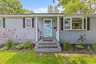 49 Russell Street, St. Albans City,  05478 - Photo 3