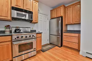 19 Melissa Cir, Pelham, NH 03076 - Photo 7