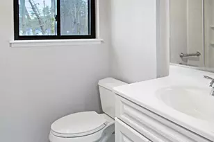 10 Killian Ct, Merrimack, NH 03054 - Photo 25