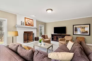 17 Canterbury Ln, Bedford, NH 03110 - Photo 29