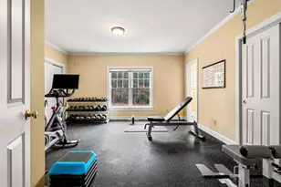 17 Canterbury Ln, Bedford, NH 03110 - Photo 51