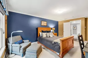 17 Canterbury Ln, Bedford, NH 03110 - Photo 41