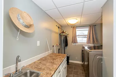 25 Pelham Street, Nashua, NH 03063 - Photo 31