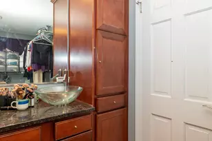 25 Pelham St, Nashua, NH 03063 - Photo 21