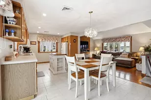 84 S Fremont St, Manchester, NH 03103 - Photo 9