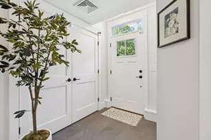 50 Cate St, Portsmouth, NH 03801 - Photo 5