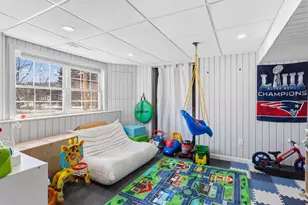 32 Syracuse Rd, Nashua, NH 03064 - Photo 27