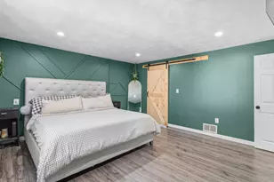 32 Syracuse Rd, Nashua, NH 03064 - Photo 17