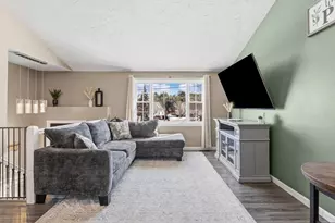 32 Syracuse Rd, Nashua, NH 03064 - Photo 7