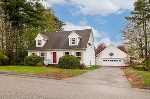 5 Sullivan Dr, Dover, NH 03820 - Photo 1