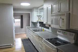 3 McIlvin St, Manchester, NH 03103 - Photo 9