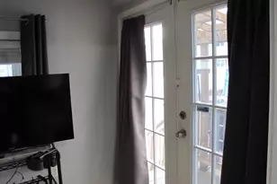 3 McIlvin St, Manchester, NH 03103 - Photo 11