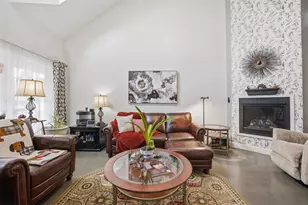 93 Trail Haven Dr, Londonderry, NH 03053 - Photo 5