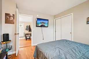 170 S Hall St, Manchester, NH 03103 - Photo 17