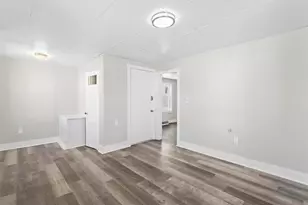 377 Manchester St, Manchester, NH 03103 - Photo 11