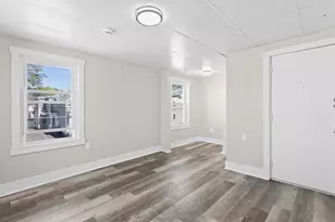 377 Manchester St, Manchester, NH 03103 - Photo 7