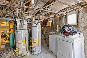 377-383 Manchester St, Manchester, NH 03103 - Photo 41