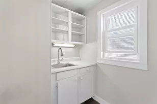 377-383 Manchester St, Manchester, NH 03103 - Photo 7