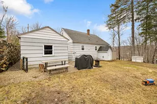 41 Franklin St, Berlin, NH 03570 - Photo 9