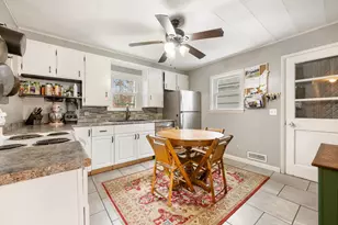 41 Franklin St, Berlin, NH 03570 - Photo 11