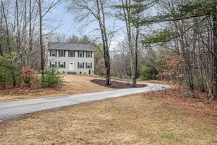 13 Sheridan Dr, Londonderry, NH 03053 - Photo 33