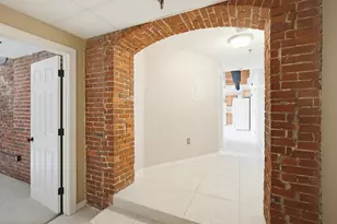 470 Silver St, Manchester, NH 03103 - Photo 17