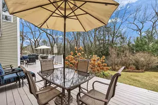 7 Village Woods Dr, Amherst, NH 03031 - Photo 35