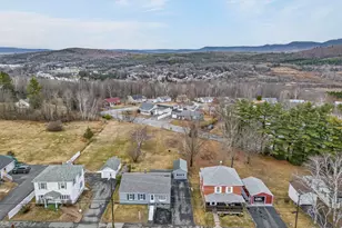 576 Hillside Ave, Berlin, NH 03570 - Photo 25