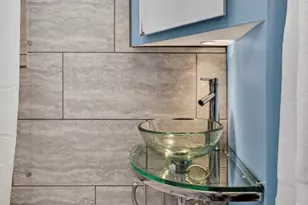 576 Hillside Ave, Berlin, NH 03570 - Photo 15