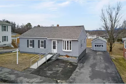 576 Hillside Avenue, Berlin, NH 03570 - Photo 3
