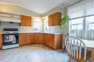 4 Cammett Dr, Raymond, NH 03077 - Photo 13