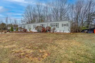 4 Cammett Dr, Raymond, NH 03077 - Photo 29
