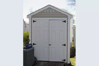 315 Oriental Gardens, Portsmouth, NH 03801 - Photo 5