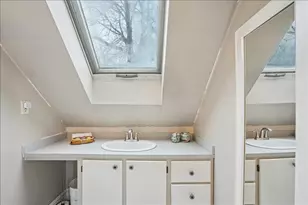 101 Avon St, Manchester, NH 03102 - Photo 27