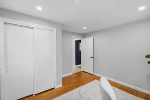 8 Oakdale Ave, Nashua, NH 03062 - Photo 11