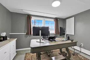 25 Riverview Cir, Litchfield, NH 03052 - Photo 35