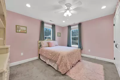 25 Riverview Circle, Litchfield, NH 03052 - Photo 29