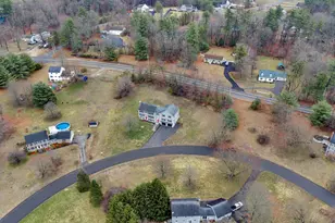 25 Riverview Cir, Litchfield, NH 03052 - Photo 3