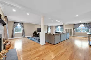 25 Riverview Cir, Litchfield, NH 03052 - Photo 15