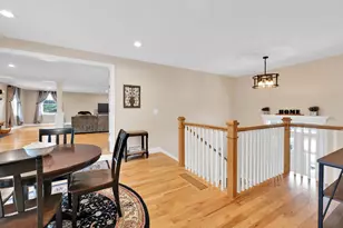 25 Riverview Cir, Litchfield, NH 03052 - Photo 11