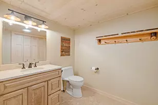 38 Lake Shore Dr, Moultonborough, NH 03254 - Photo 27