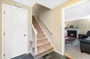 29 Rolling Ridge Rd, Londonderry, NH 03053 - Photo 3