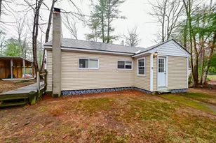 3 Hollywood Ave, Raymond, NH 03077 - Photo 3