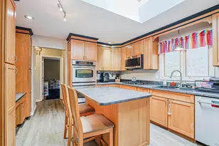 119 Belknap Rd, Hudson, NH 03051 - Photo 13